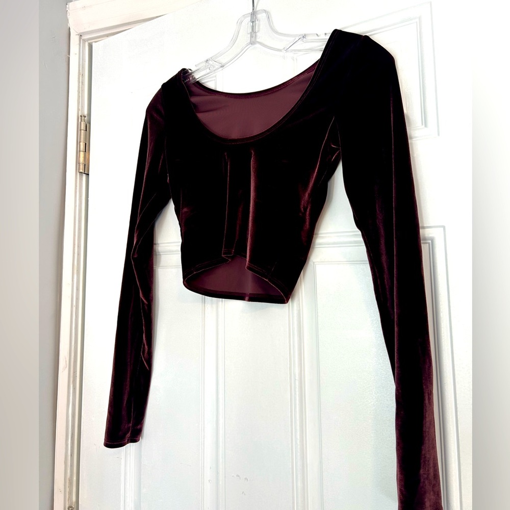 SUPER CUTE Maroon Crop! ❤️‍🔥